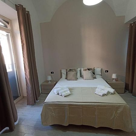 Vittorio Emanuele House Apartment Катания Екстериор снимка