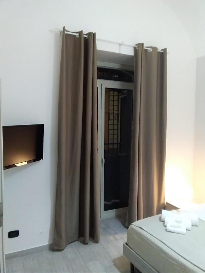 Vittorio Emanuele House Apartment Катания Екстериор снимка