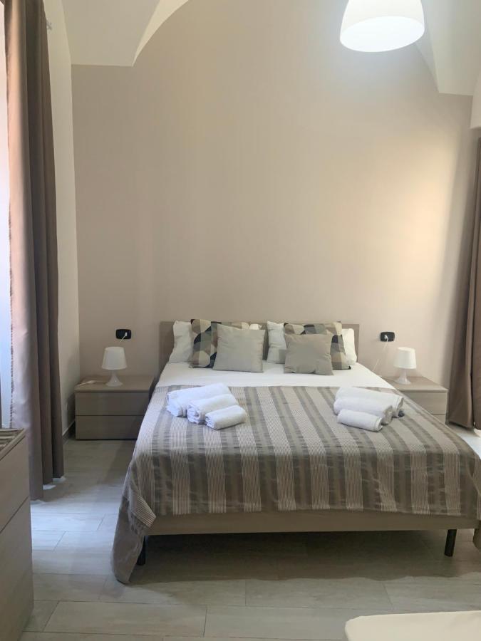 Vittorio Emanuele House Apartment Катания Екстериор снимка