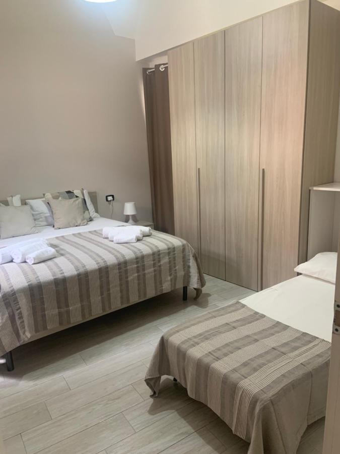 Vittorio Emanuele House Apartment Катания Екстериор снимка
