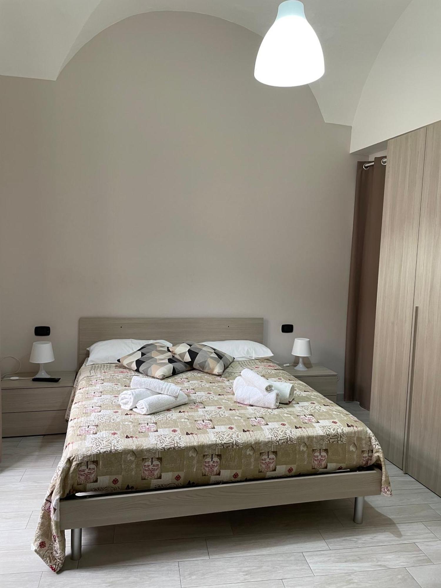 Vittorio Emanuele House Apartment Катания Екстериор снимка